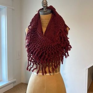 INFINITY SCARF